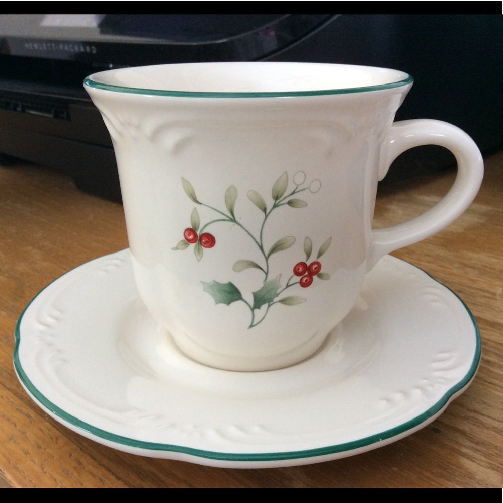 For 1 Pfaltzgraff Winterberry cup and saucer.